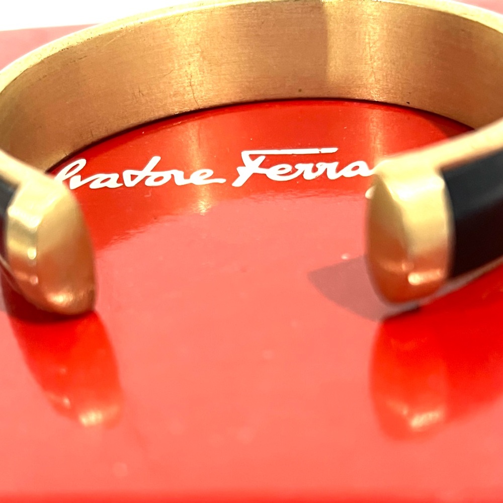 Salvatore Ferragamo Leather and Gold Vara Cuff - Picture 4 of 7